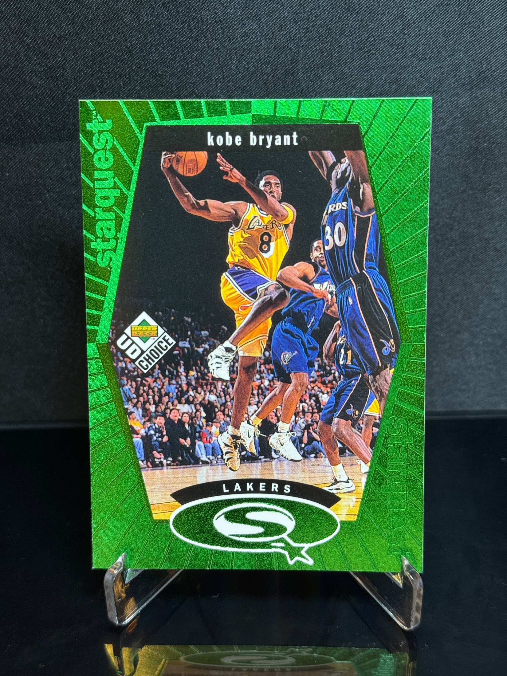 1998-99 Upper Deck UD Choice Kobe Bryant StarQuest Green front