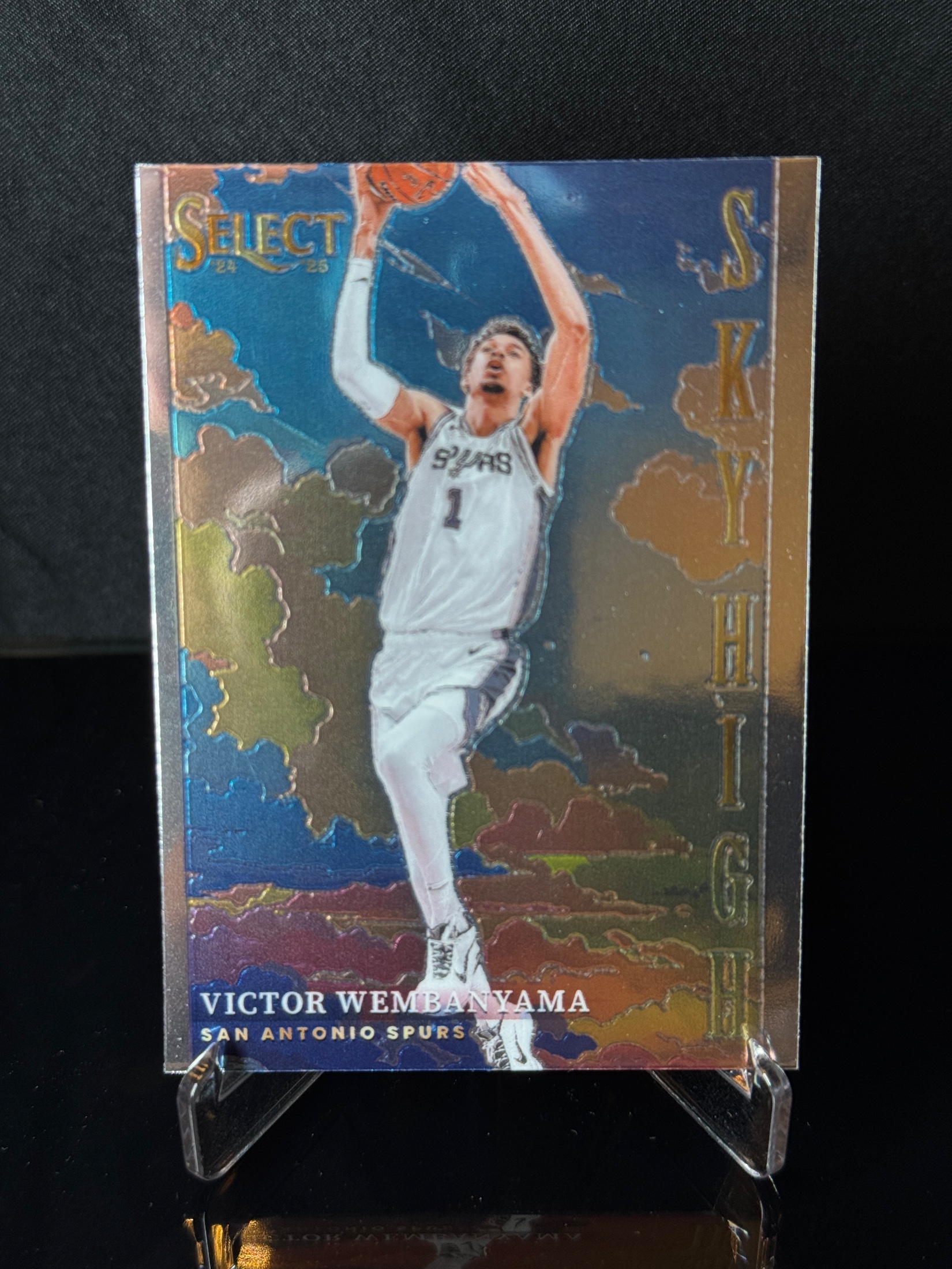2024-25 Panini Select Victor Wembanyama Sky High front