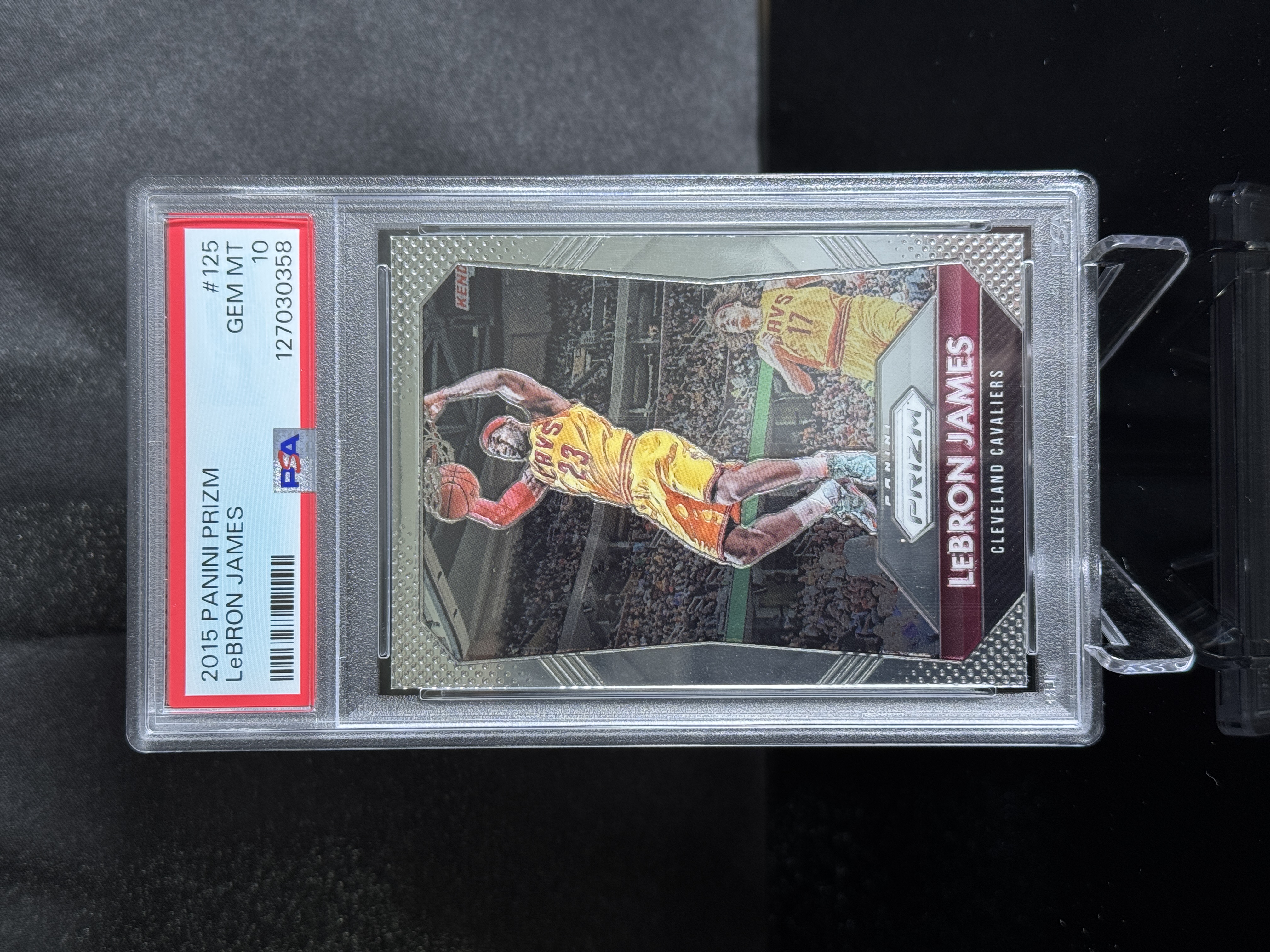 2015-16 Panini Prizm LeBron James front