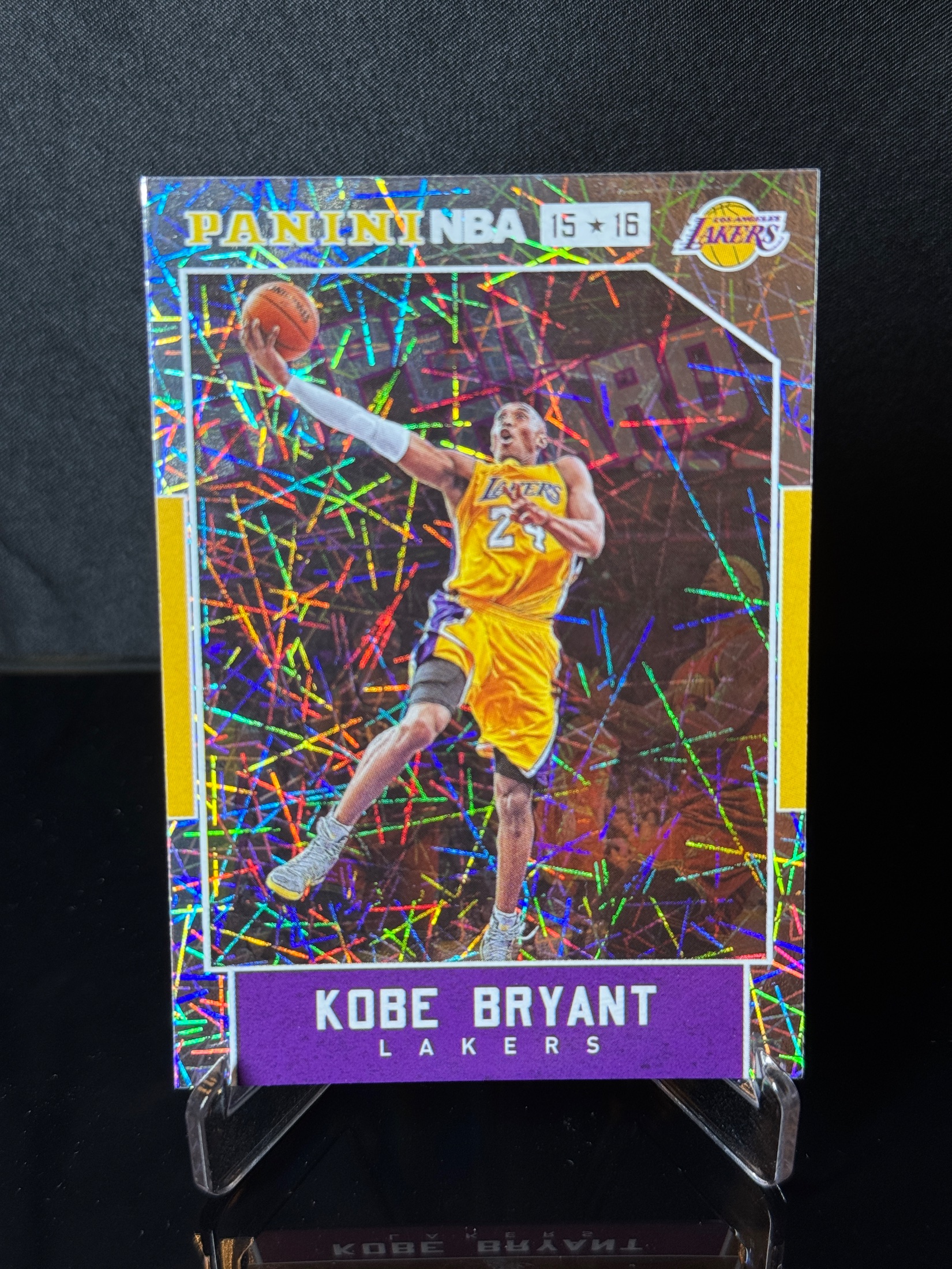 2015-16 Panini NBA Kobe Bryant Cracked Ice front
