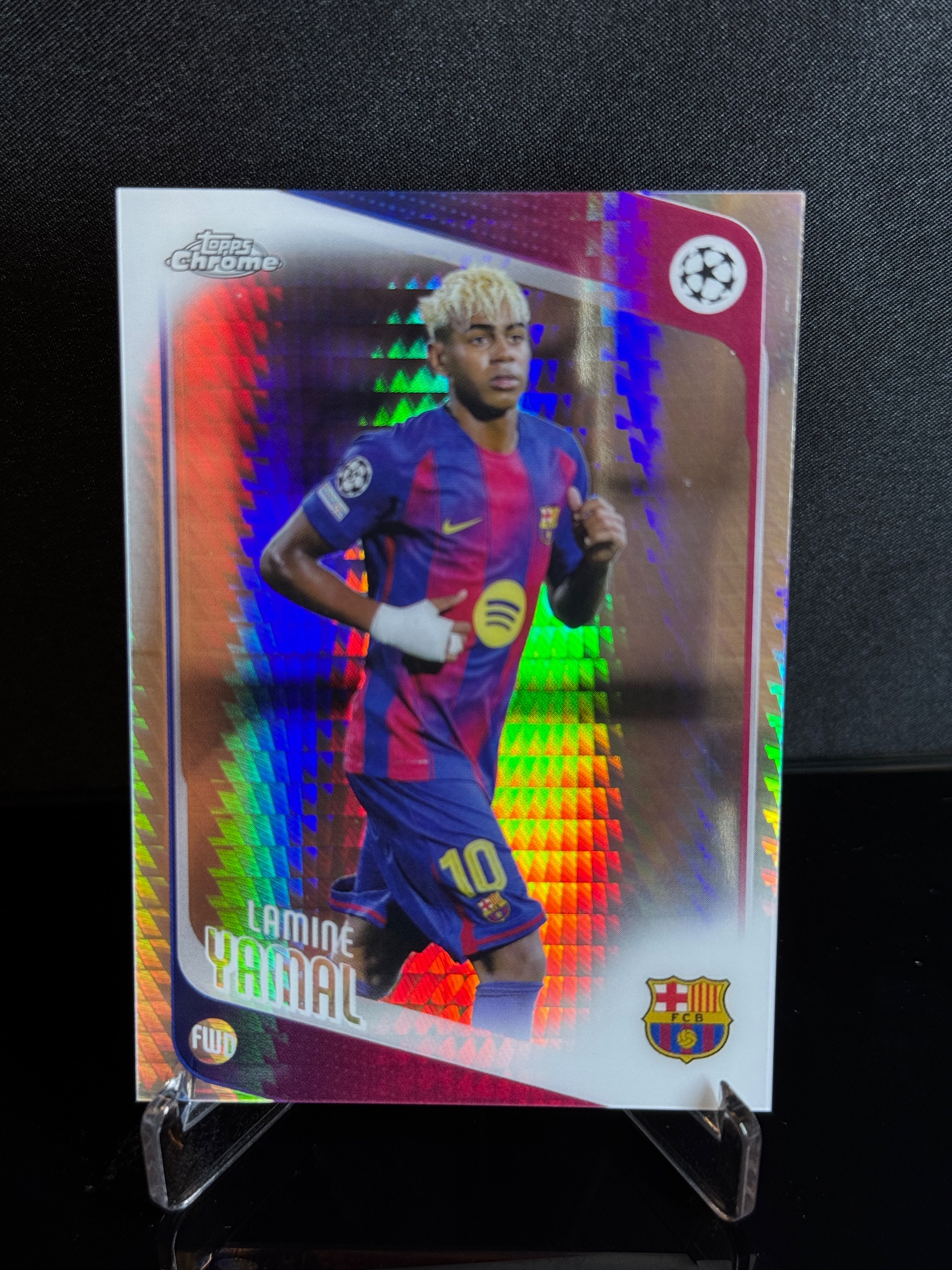 2024-25 Topps Chrome UEFA Champions League Lamine Yamal Prism Refractor front