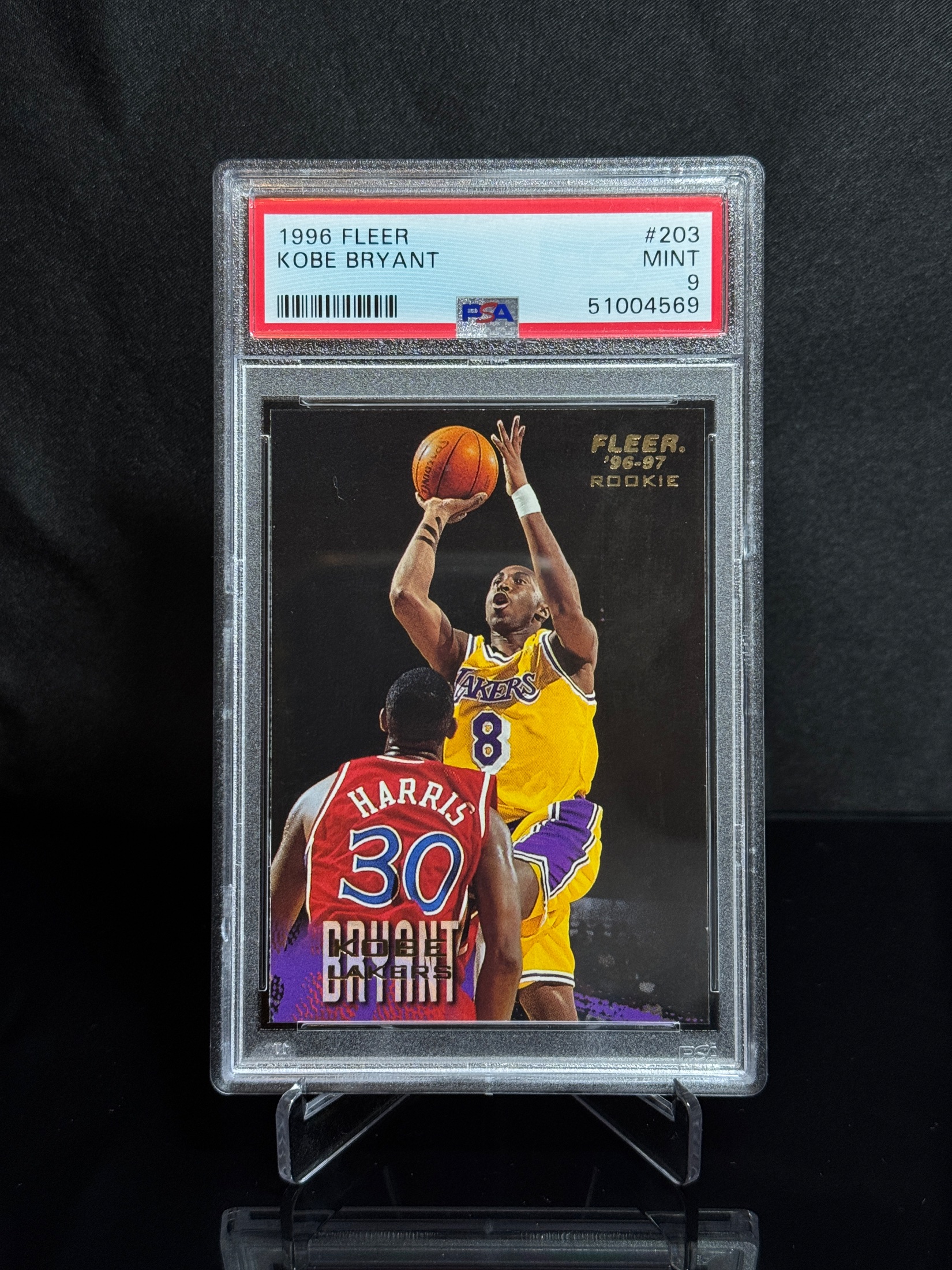 1996-97 Fleer Kobe Bryant RC front